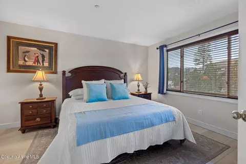 Bedroom - 4732 S Arrow Point Dr # 101, Harrison, ID 83833 photo 1 of 4