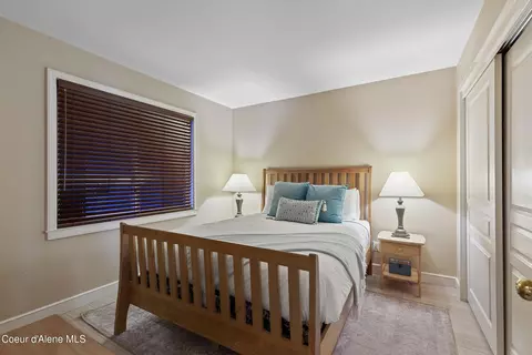 Bedroom - 4732 S Arrow Point Dr # 101, Harrison, ID 83833 photo 3 of 4