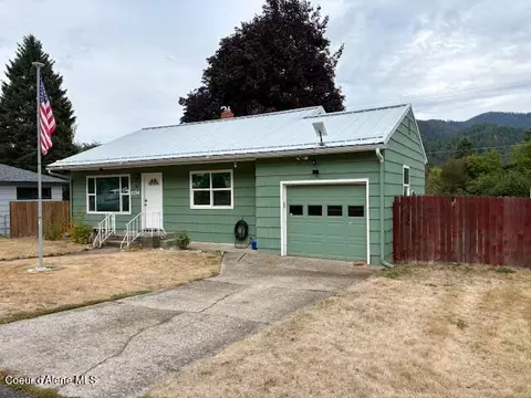 1154 E Larch Ave, Osburn, ID 83849