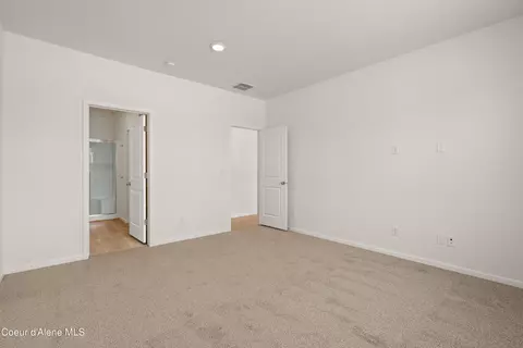 3202 N Darwin Fox St, Post Falls, ID 83854 photo 11