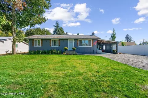 9706 N Shaw St, Hayden, ID 83835