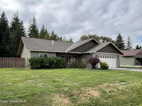 124 Brittany Loop, Sandpoint, ID 83864