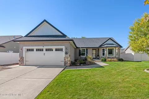 10231 N Hubble St, Hayden, ID 83835