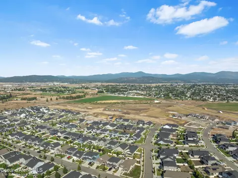 View/Area - 1992 W Malad Ave, Post Falls, ID 83854 photo 10 of 17