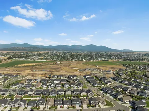 View/Area - 1992 W Malad Ave, Post Falls, ID 83854 photo 9 of 17