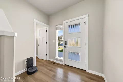 Entry Way - 1992 W Malad Ave, Post Falls, ID 83854 photo 1 of 3