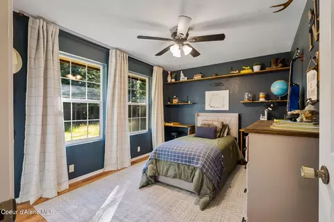 Bedroom - 400 High Rd, Sandpoint, ID 83864 photo 2 of 5