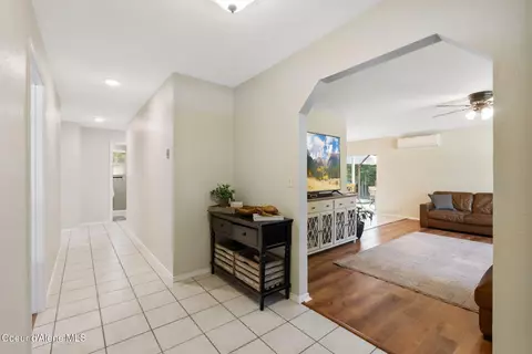 Entry Way - 400 High Rd, Sandpoint, ID 83864 photo 1 of 1