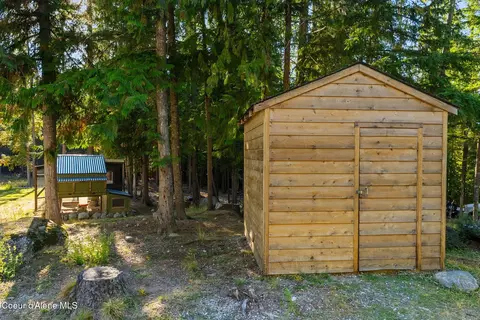 Exterior - 400 High Rd, Sandpoint, ID 83864 photo 13 of 17