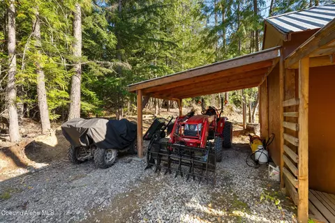 Exterior - 400 High Rd, Sandpoint, ID 83864 photo 11 of 17
