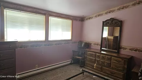 Bedroom - 102 Pine Ave, Pinehurst, ID 83850 photo 1 of 2