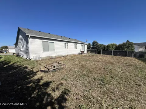 Exterior - 912 E Shasta Ave, Post Falls, ID 83854 photo 3 of 4