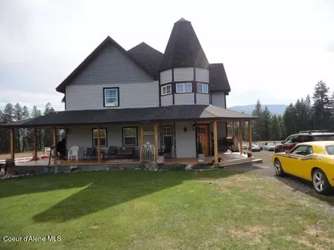 149 Meadow Rd, Saint Maries, ID 83861