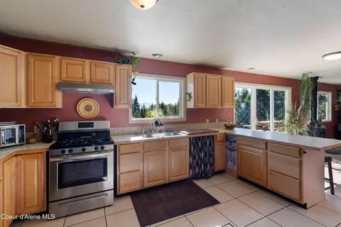 130 Pinecrest Loop, Sandpoint, ID 83864 photo 13