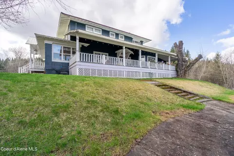 1002 Highland Ave, Saint Maries, ID 83861