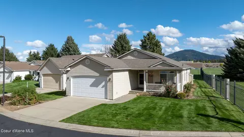 6122 N Harcourt Dr, Coeur D'alene, ID 83815