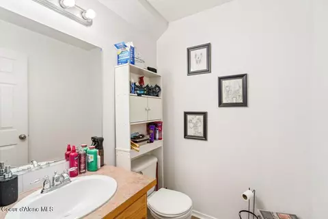 Bath - 574 N Hydra Pl # A, Post Falls, ID 83854 photo 3 of 3