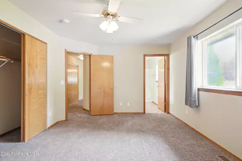 536 E Cloverleaf Dr, Hayden, ID 83835 photo 25