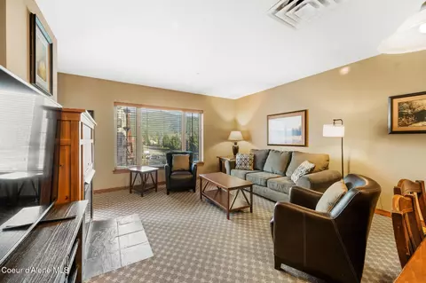 Living - 602 Bunker Ave #313, Kellogg, ID 83837 photo 4 of 4