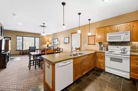 Kitchen - 602 Bunker Ave #313, Kellogg, ID 83837 photo 3 of 4