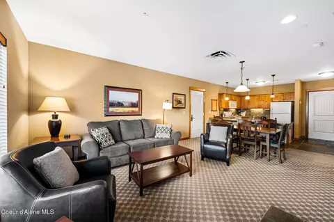 Living - 602 Bunker Ave #313, Kellogg, ID 83837 photo 3 of 4