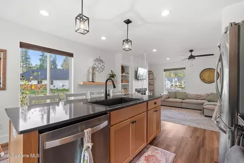 303 Jasper Loop, Ponderay, ID 83852 photo 13