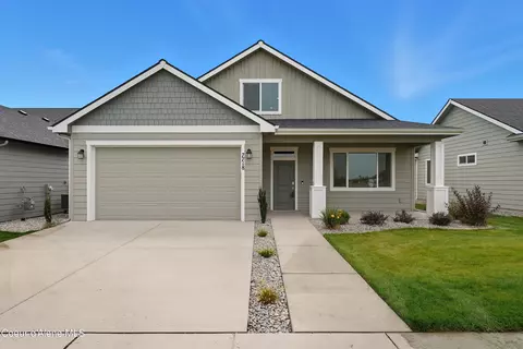 7718 N Girard Cir, Coeur D'alene, ID 83815