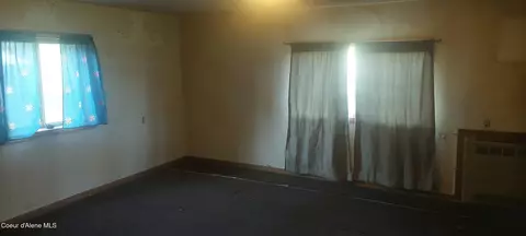 506 Lewiston Ave, Pinehurst, ID 83850 photo 3