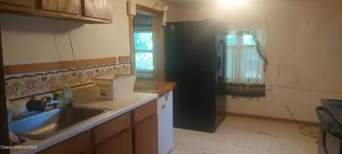 506 Lewiston Ave, Pinehurst, ID 83850 photo 5