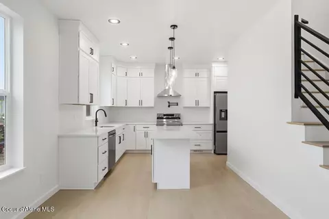 Kitchen - 469 E Penstemon Rd, Hayden, ID 83835 photo 1 of 3