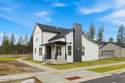 Exterior - 469 E Penstemon Rd, Hayden, ID 83835 photo 4 of 5
