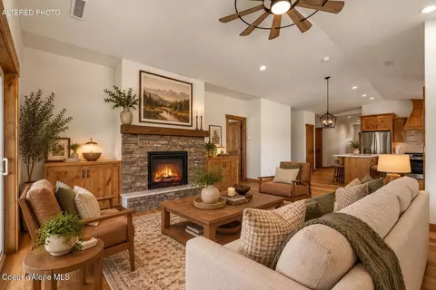 Living - 191 Backtrack Rd, Sandpoint, ID 83864 photo 4 of 5