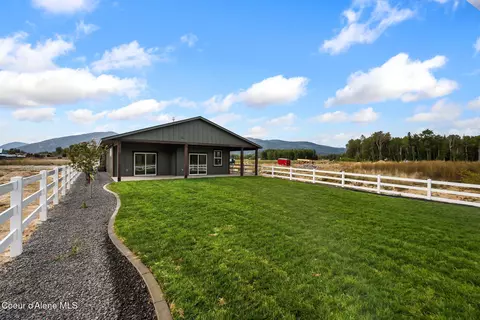 Exterior - 191 Backtrack Rd, Sandpoint, ID 83864 photo 7 of 8
