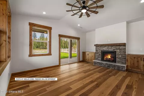 Living - 191 Backtrack Rd, Sandpoint, ID 83864 photo 1 of 5