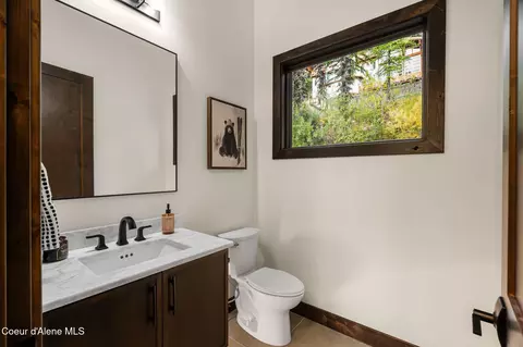 Bath - 37 Crystal Ct, Sandpoint, ID 83864 photo 1 of 9