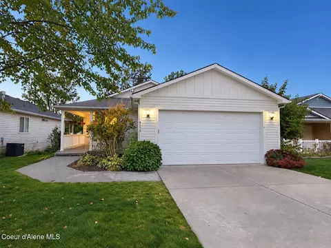6329 N Lafayette Ln, Coeur D'alene, ID 83815