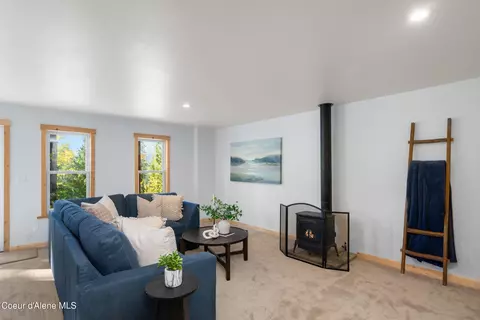 Living - 4291 Upper Pack River Rd, Sandpoint, ID 83864 photo 3 of 4