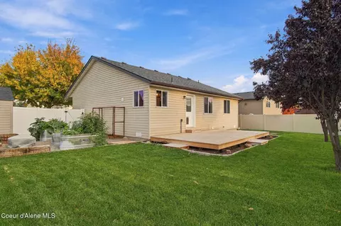 Exterior - 2710 E Thrush Dr, Post Falls, ID 83854 photo 2 of 5