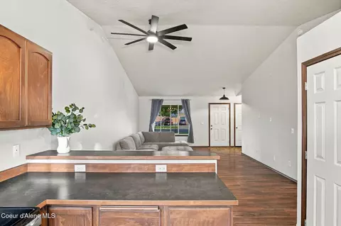 Entry Way - 2710 E Thrush Dr, Post Falls, ID 83854 photo 1 of 1