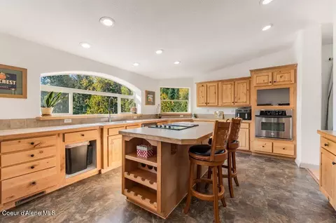 Kitchen - 341 Higgins Ln, Sandpoint, ID 83864 photo 1 of 5