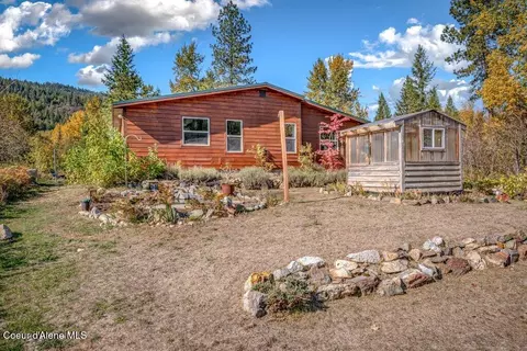 Exterior - 341 Higgins Ln, Sandpoint, ID 83864 photo 4 of 12