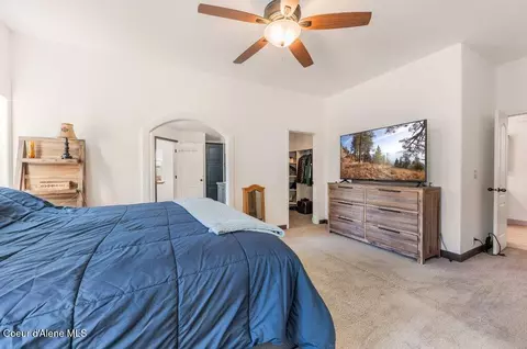 Bedroom - 341 Higgins Ln, Sandpoint, ID 83864 photo 2 of 8