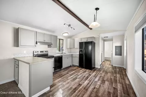 Kitchen - 3196 E 3rd Ave, Post Falls, ID 83854 photo 1 of 3