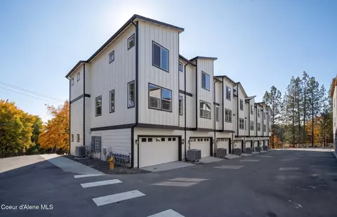 1129 W Pinewood Loop, Coeur D'alene, ID 83814