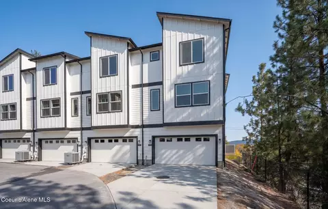 1095 W Pinewood Loop, Coeur D'alene, ID 83814