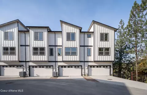1091 W Pinewood Loop, Coeur D'alene, ID 83814