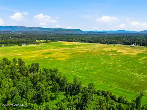 Nna Longbow Ln, Sandpoint, ID 83864 photo 7