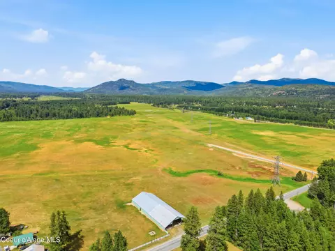 Nna Longbow Ln, Sandpoint, ID 83864 photo 5