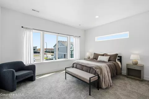 Bedroom - 673 N Galbraith Lp Lp, Post Falls, ID 83854 photo 1 of 5