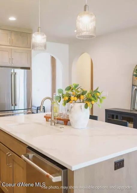Kitchen - 509 E Sandmyrtle Ave, Hayden, ID 83835 photo 2 of 5